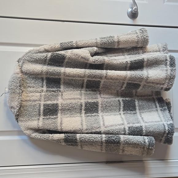 Mododoc Knit Jacket - Picture 2 of 5